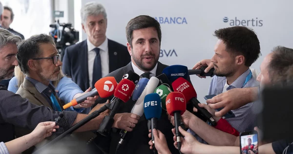 Riquelme advierte sobre la posible privatización del Real Madrid y su impacto en las elecciones