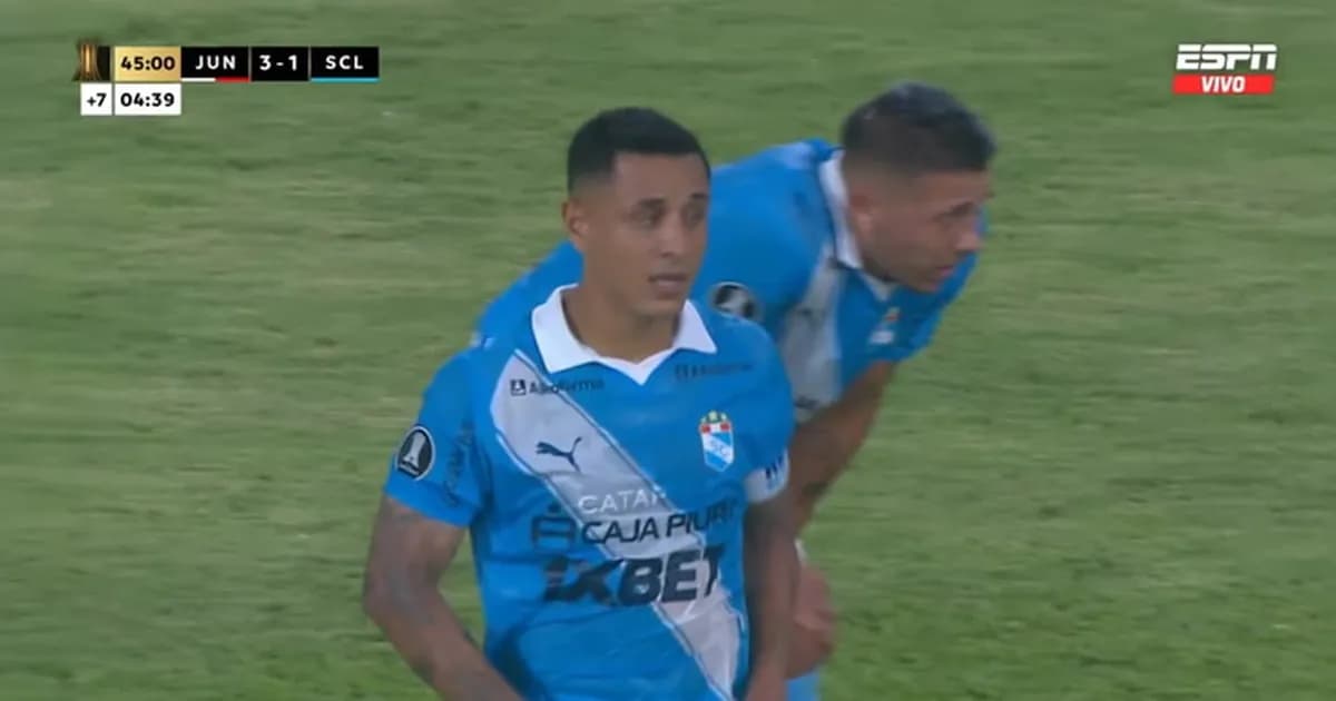 Yoshimar Yotún anota en el duelo entre Sporting Cristal y Junior en la Copa Libertadores 2026