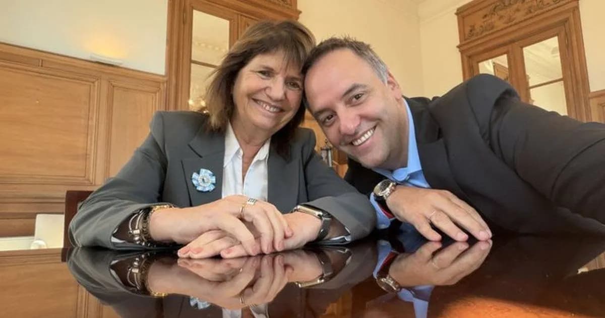 Bullrich Anticipa Su Declaración Jurada y Presiona a Adorni en Medio de la Controversia