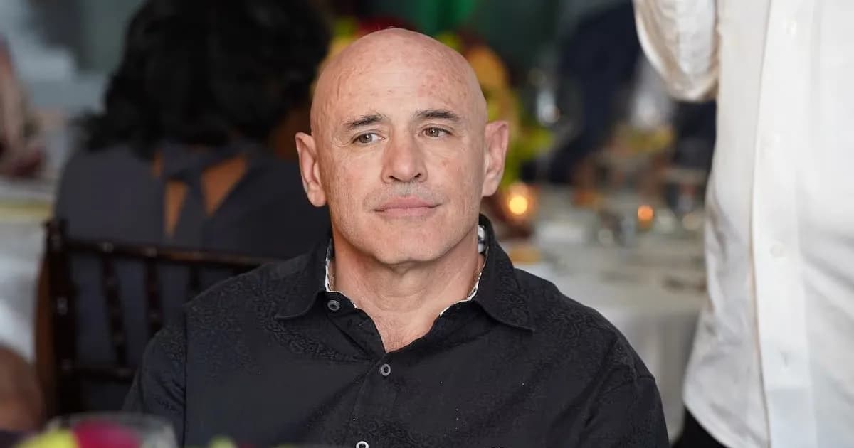 Robert Citrone refuerza su inversión en acciones argentinas: YPF y más en su radar