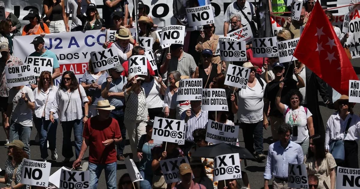 Protesta en Madrid de mutualistas exige mejoras en el Régimen de Autónomos