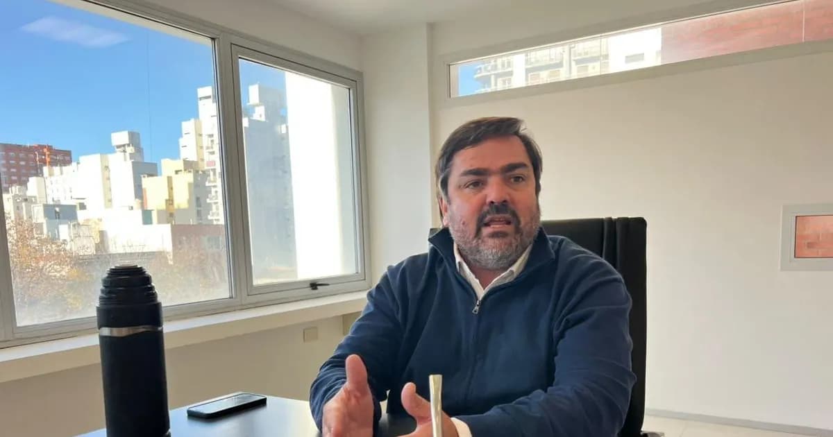 Emiliano Balbín asume la presidencia de la UCR bonaerense con foco en la clase media