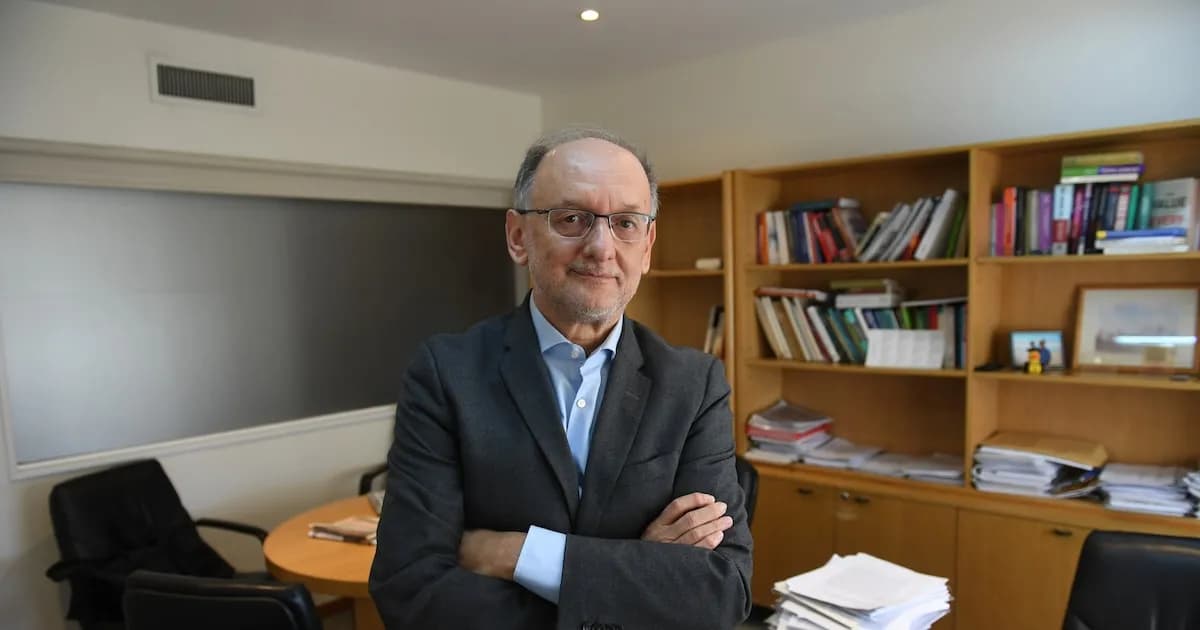 Fernando Navajas advierte sobre la complejidad del sistema cambiario argentino