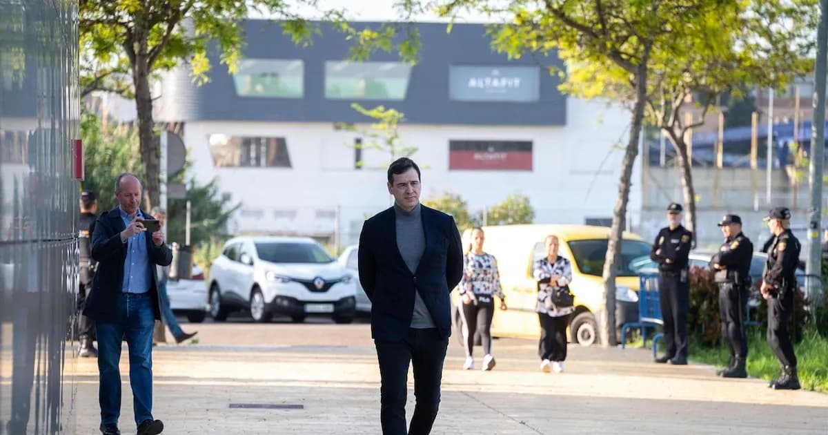 Comienza el juicio por contratación irregular en Badajoz que involucra al hermano de Pedro Sánchez