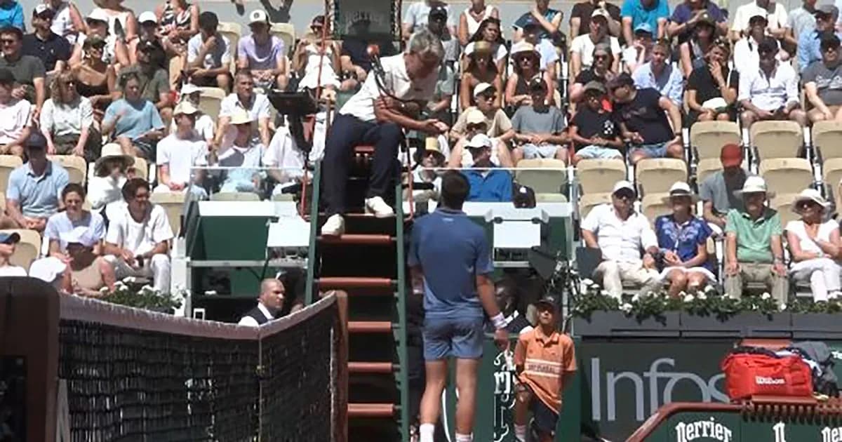Inusual incidente en Roland Garros: un tenista pide pausa por urgencia personal