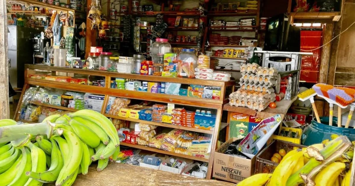 Nueva estrategia para revitalizar tiendas de barrio en El Salvador