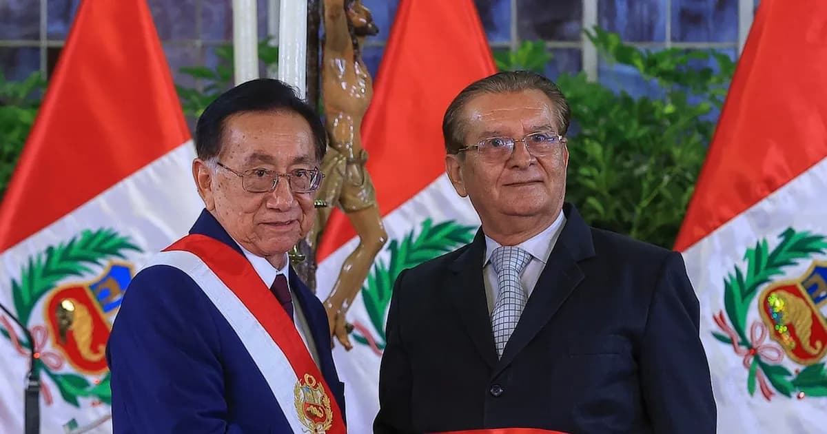 Erfurt Manuel Castillo asume el Ministerio de Educación en un contexto crítico