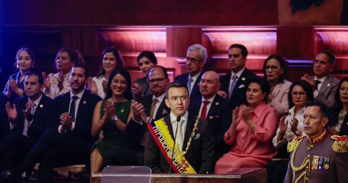Ecuador: Noboa impulsa compra de medicinas a India para paliar crisis hospitalaria