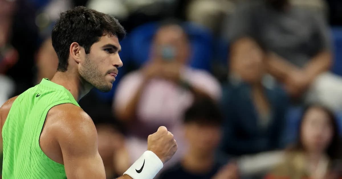 Competencia: Un incómodo Alcaraz consigue imponerse a Valentin Royer y se mete en cuartos de final del torneo de Doha