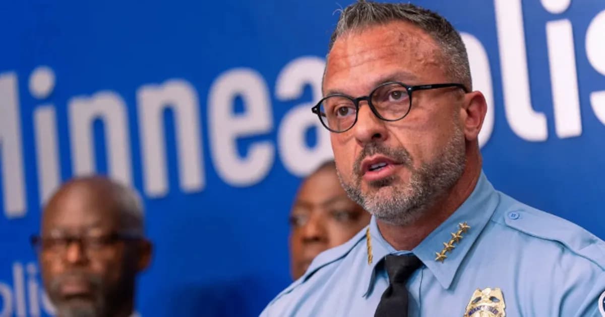Renuncia del Jefe de Policía de Minneapolis tras Interferencia en Investigación Interna