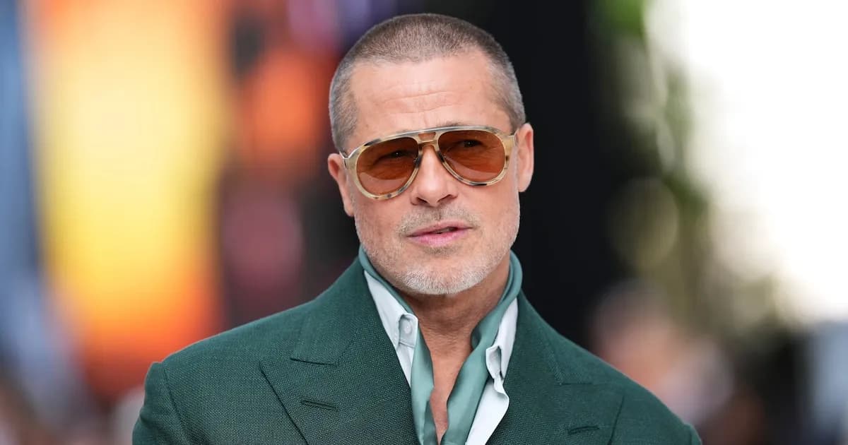 Brad Pitt enfrenta demanda por su línea de productos de skincare