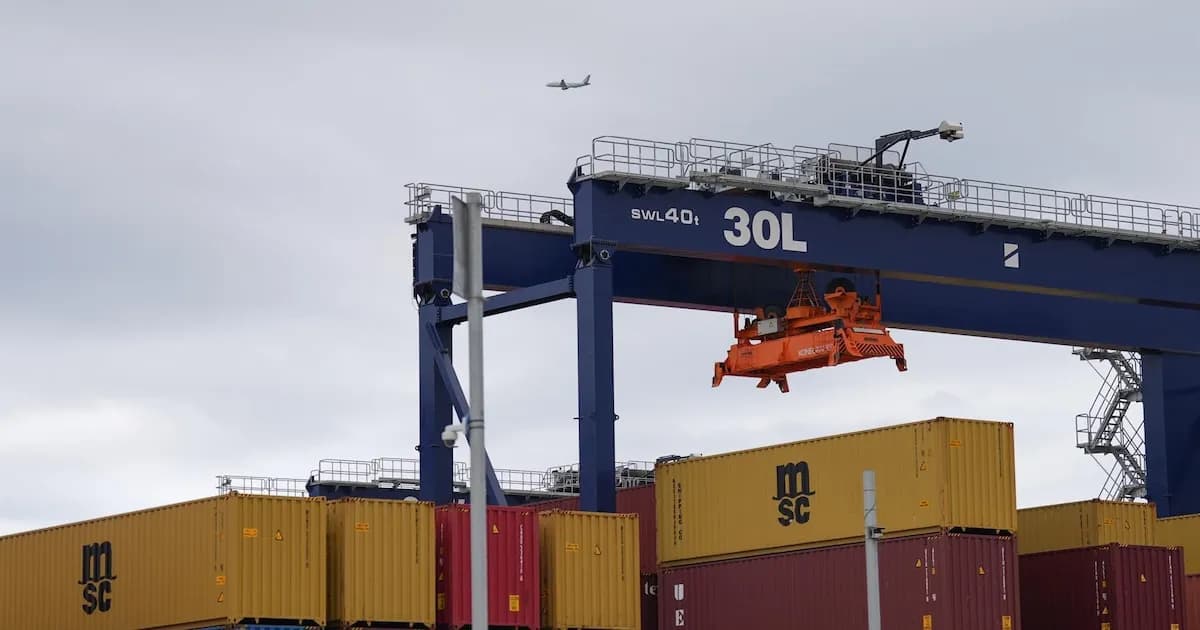 Aumento significativo en precios de exportaciones industriales en abril