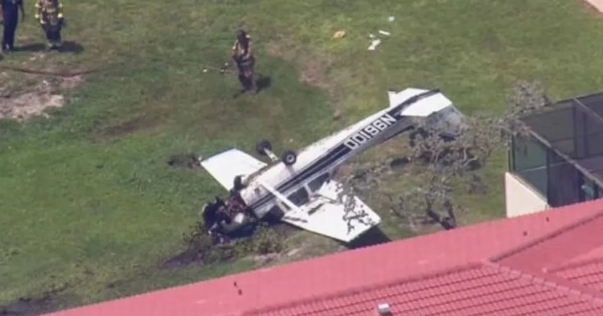 Accidente aéreo en Florida: avioneta se estrella cerca de un hospital y deja dos heridos
