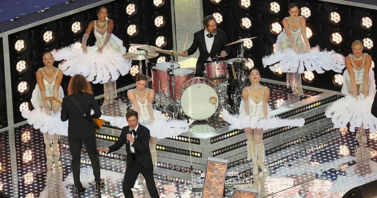 La Final de Champions League 2026: The Killers Deslumbró en el Kick Off Show