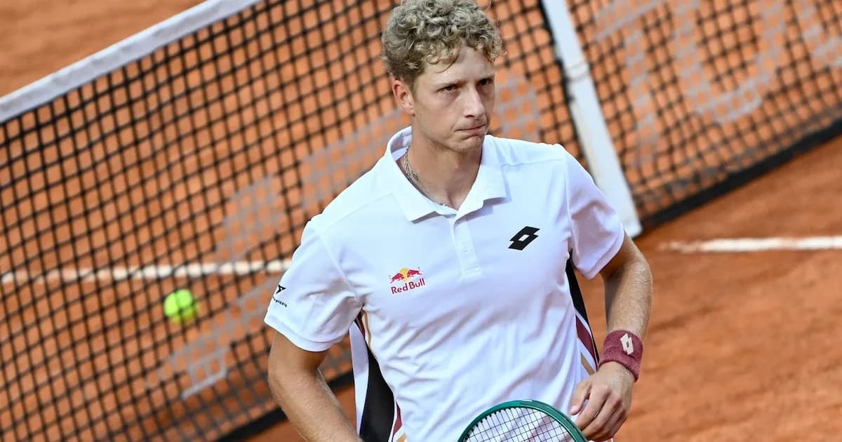 Landaluce se despide de Roland Garros tras intensa batalla con Cerúndolo