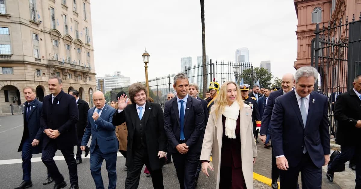 Polémica interna en el Gobierno: la imagen que generó malestar y la declaración de Adorni