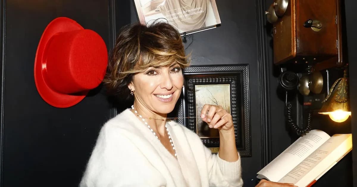 Sonsoles Ónega se emociona en la presentación de su novela 'Llevará tu nombre'