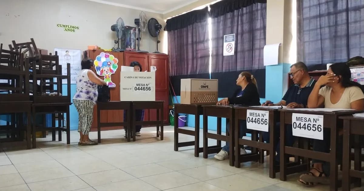 Resultados de la segunda vuelta electoral en Perú se conocerán en un mes