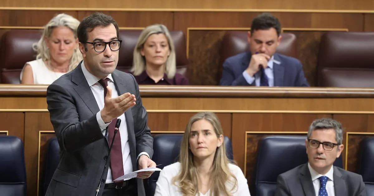 Cuerpo expresa su indignación por la corrupción y el PP critica la falta de transparencia del Gobierno