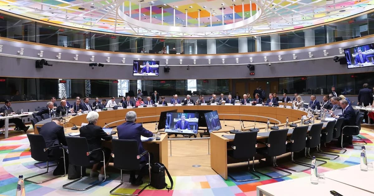 Eurogrupo discute ampliación del margen fiscal para inversiones en energía sostenible