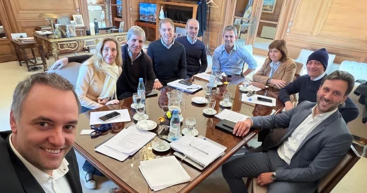 Reunión clave del gabinete: Adorni presenta su declaración y se espera la postura de Bullrich