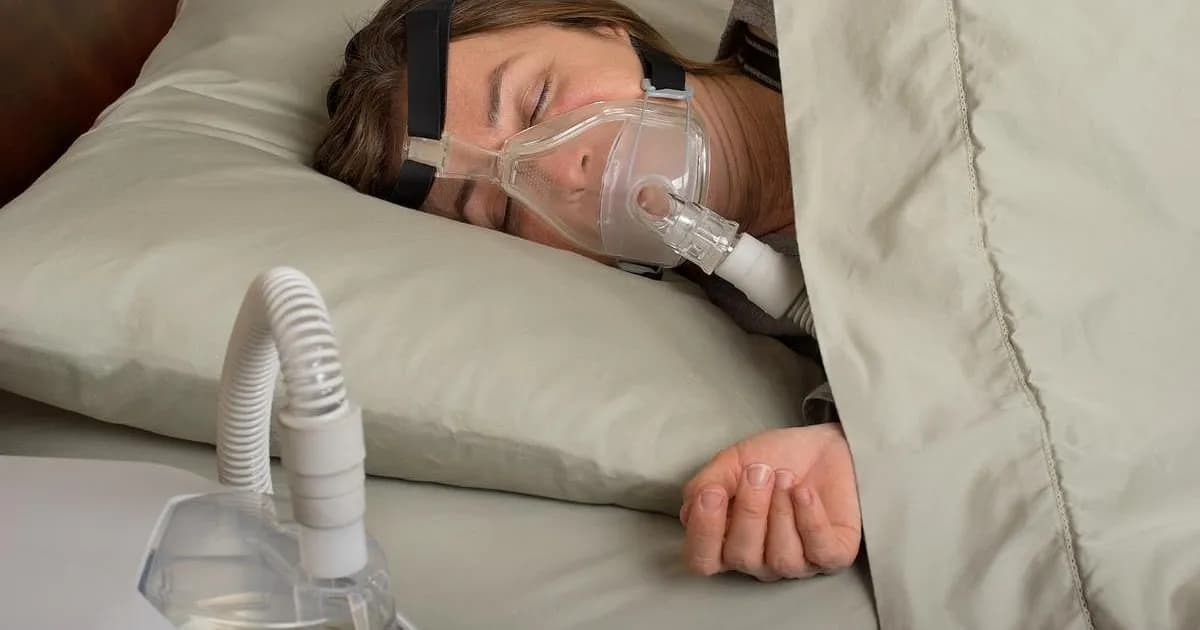 Estudio revela que las mujeres padecen más apnea del sueño que los hombres