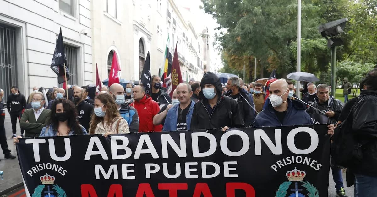 El Congreso Debate la Ley que Reconoce a Funcionarios Penitenciarios como Agentes de Autoridad