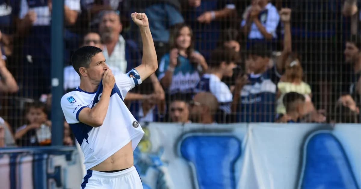 Nacho Fernández vuelve a marcar con Gimnasia tras más de diez años de espera