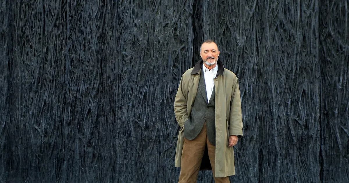 Pérez Reverte: Rutinas diarias y reflexiones sobre la tecnología y la vejez
