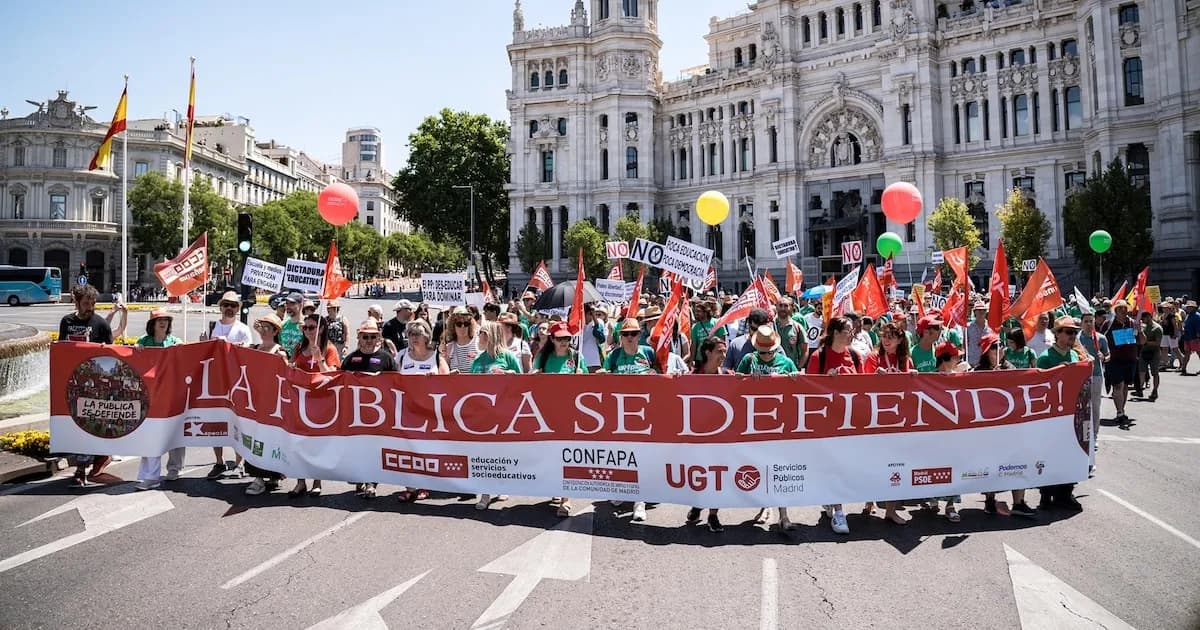 Marcha en Madrid: Familias y docentes exigen cambios urgentes en la educación pública