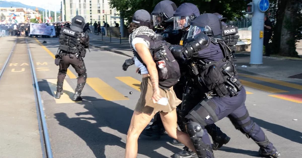 Más de 500 detenidos en protestas contra el G7 en Ginebra