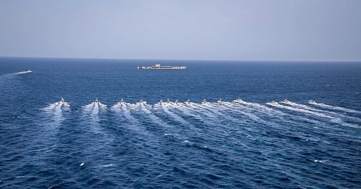 Buques iraníes navegan por Ormuz tras acuerdo entre EE.UU. e Irán