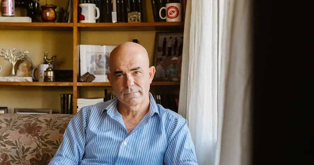 Eduardo Sacheri: La Nostalgia Argentina y su Impacto en la Identidad Nacional