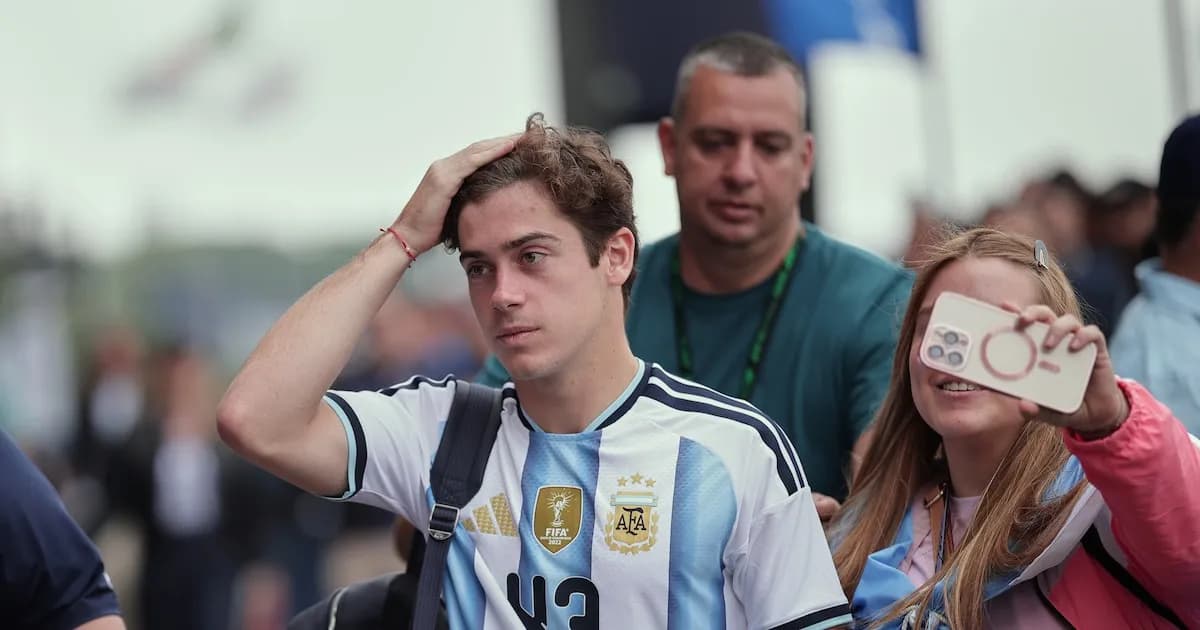 Franco Colapinto alienta a la selección argentina antes de su debut en el Mundial 2026