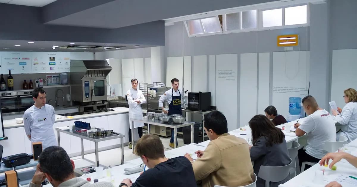 Nace un nuevo programa de doble titulación en Gastronomía entre UCAM y Anáhuac de México