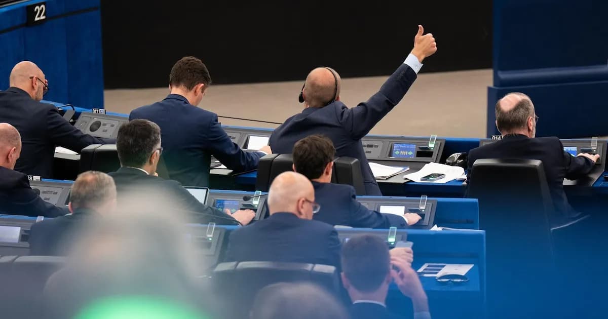 El Parlamento Europeo aprueba reforma que endurece la política migratoria y centros de deportación