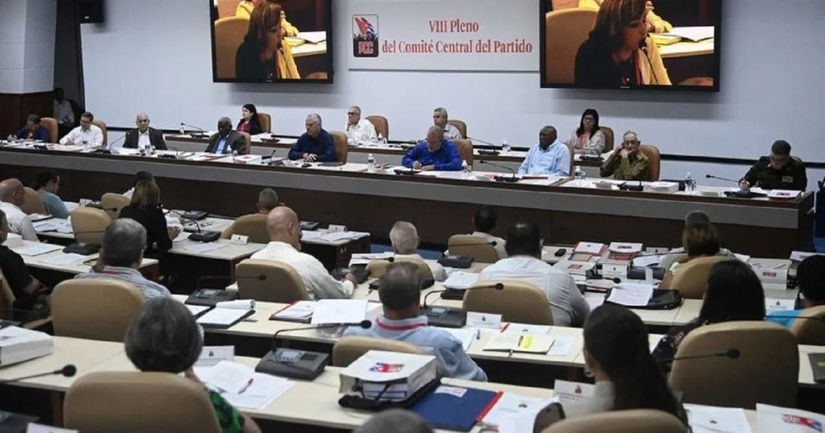 Cuba implementa reformas económicas históricas ante la presión externa y problemas internos