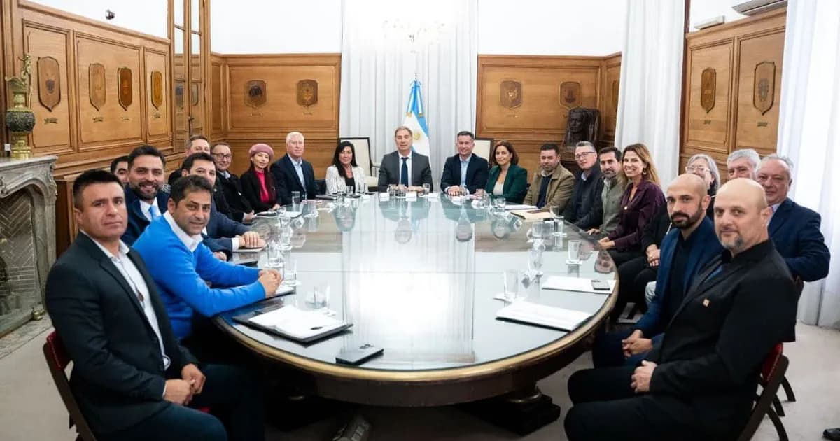 Córdoba: Gabriel Bornoroni refuerza lazos con intendentes para La Libertad Avanza en el contexto electoral