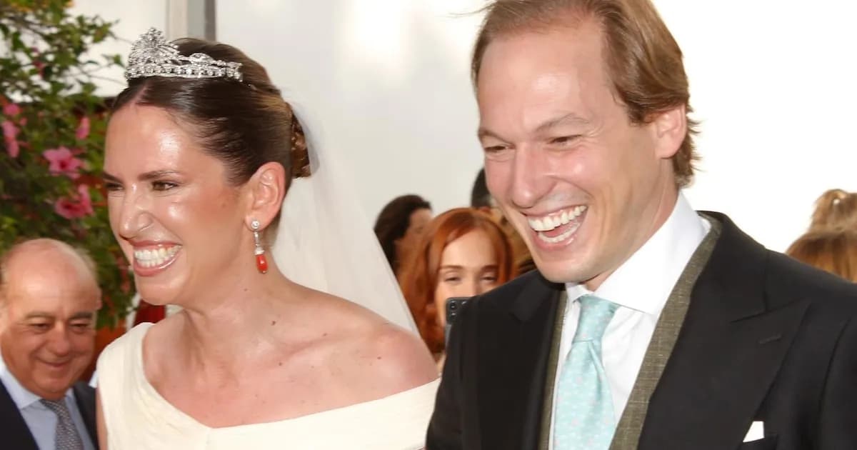 Carmen Laffón y Jaime Palomar celebran su boda en Sevilla con la alta sociedad