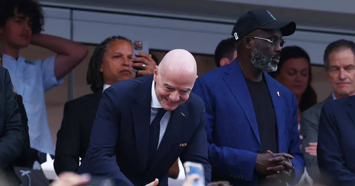 Gianni Infantino bajo la lupa por su agenda en el Mundial y el uso de un jet privado