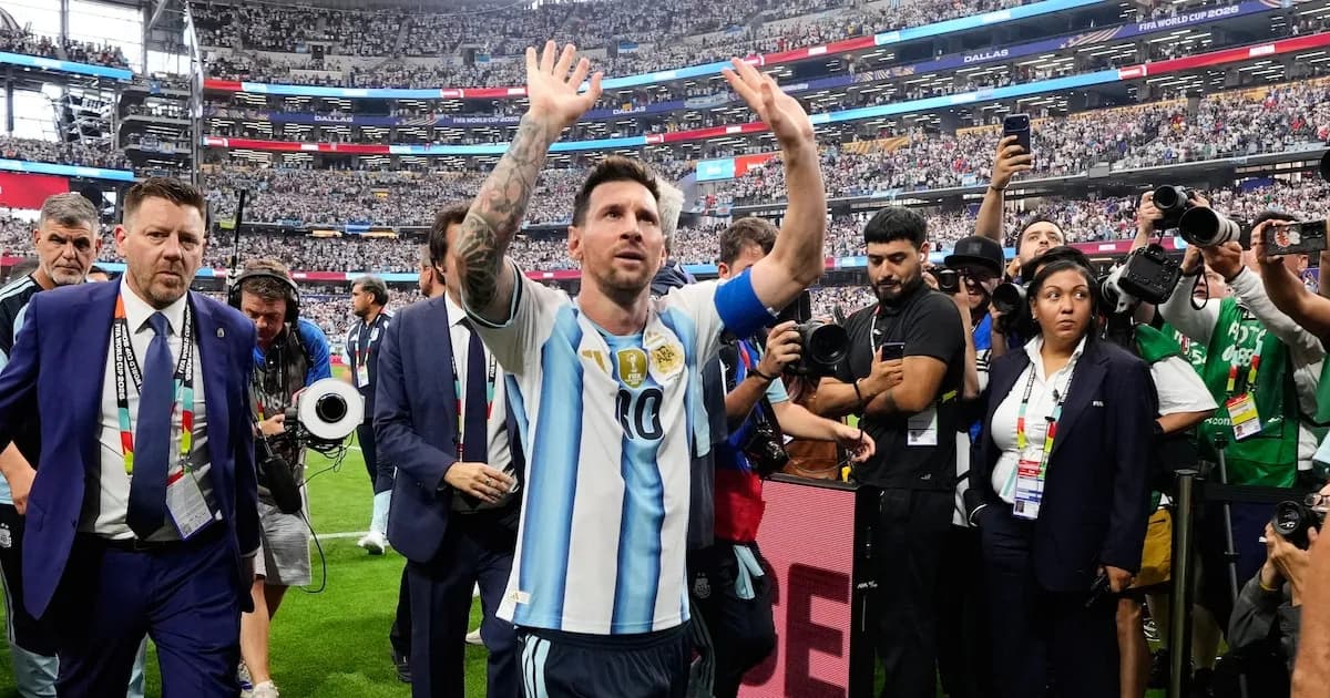 La ovación a Messi: estrellas del fútbol lo saludaron tras su gran actuación en el Mundial