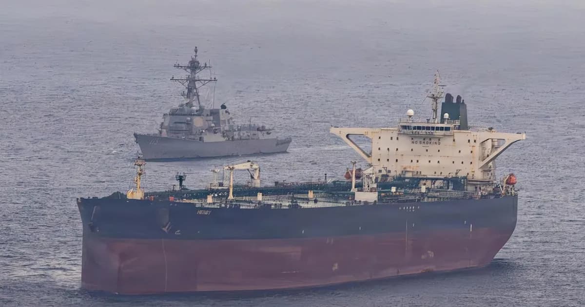 Estados Unidos suspende sanciones a Irán por petróleo y petroquímicos durante dos meses