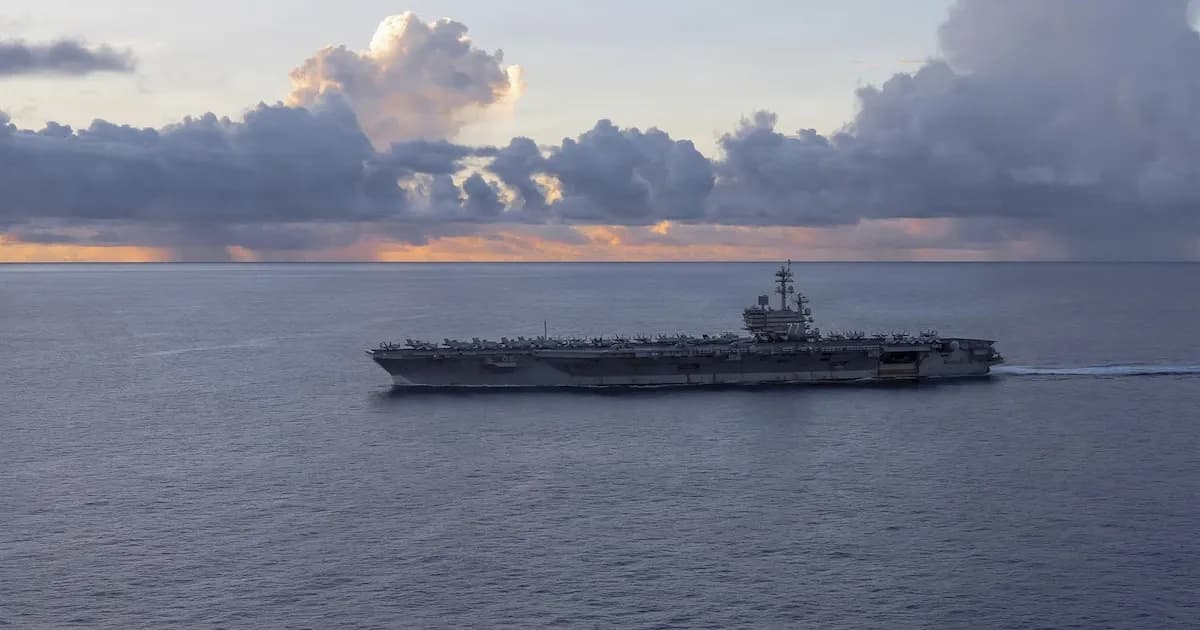 Estados Unidos mantiene dos portaaviones en el Golfo mientras negocia con Irán