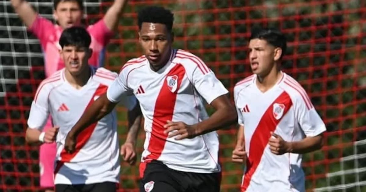 Jonathan Spiff: el joven talento nigeriano que brilla en la Reserva de River Plate