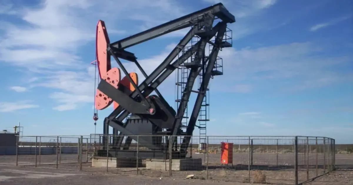 Producción de petróleo en Argentina supera los 900.000 barriles diarios gracias a Vaca Muerta