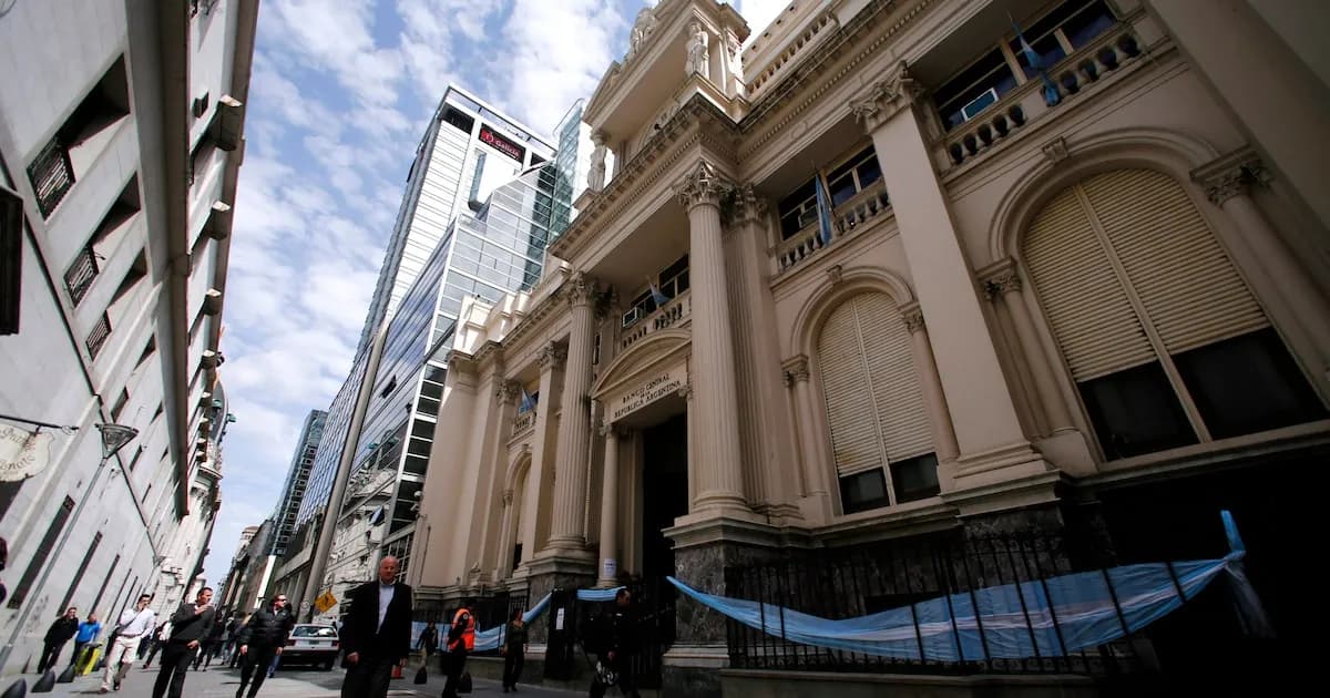 El BCRA reduce la compra de dólares: junio marcó un bajo nivel de adquisiciones