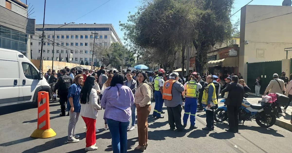 Falsa alarma de bomba en el Poder Judicial de CDMX genera desalojo masivo
