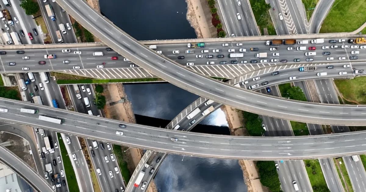 El Transporte por Carretera en Brasil: Desafíos y Dependencia Logística