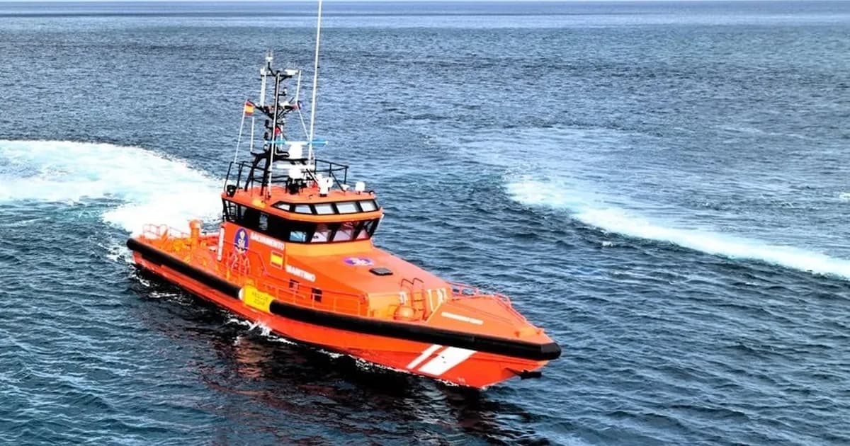 Rescate en el mar: 78 migrantes subsaharianos llegan a La Restinga bajo vigilancia marítima