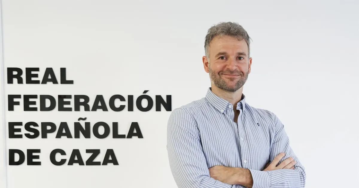 Cazadores critican falta de consenso sobre la conservación del lobo en España